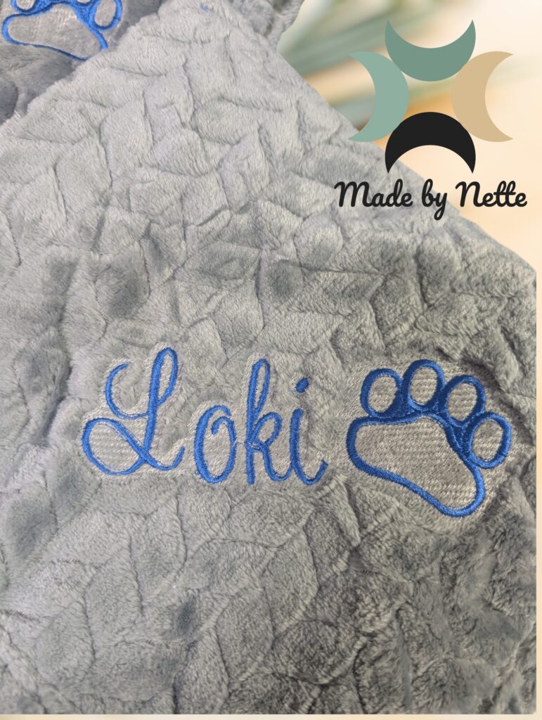 Embroidered Pet Blanket