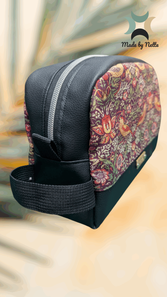 The Sagittarius Toiletry Bag - Medium